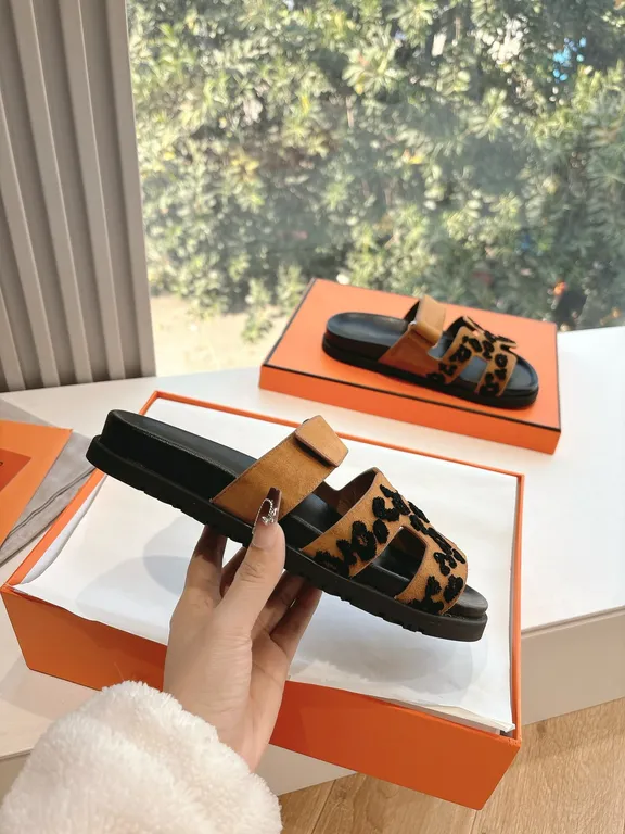 Hermes Shoe 